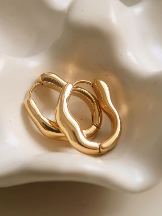 Non-Tarnish Oval Hoop Earrings