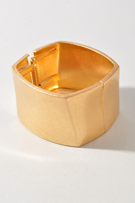 Geometric Hinge Cuff